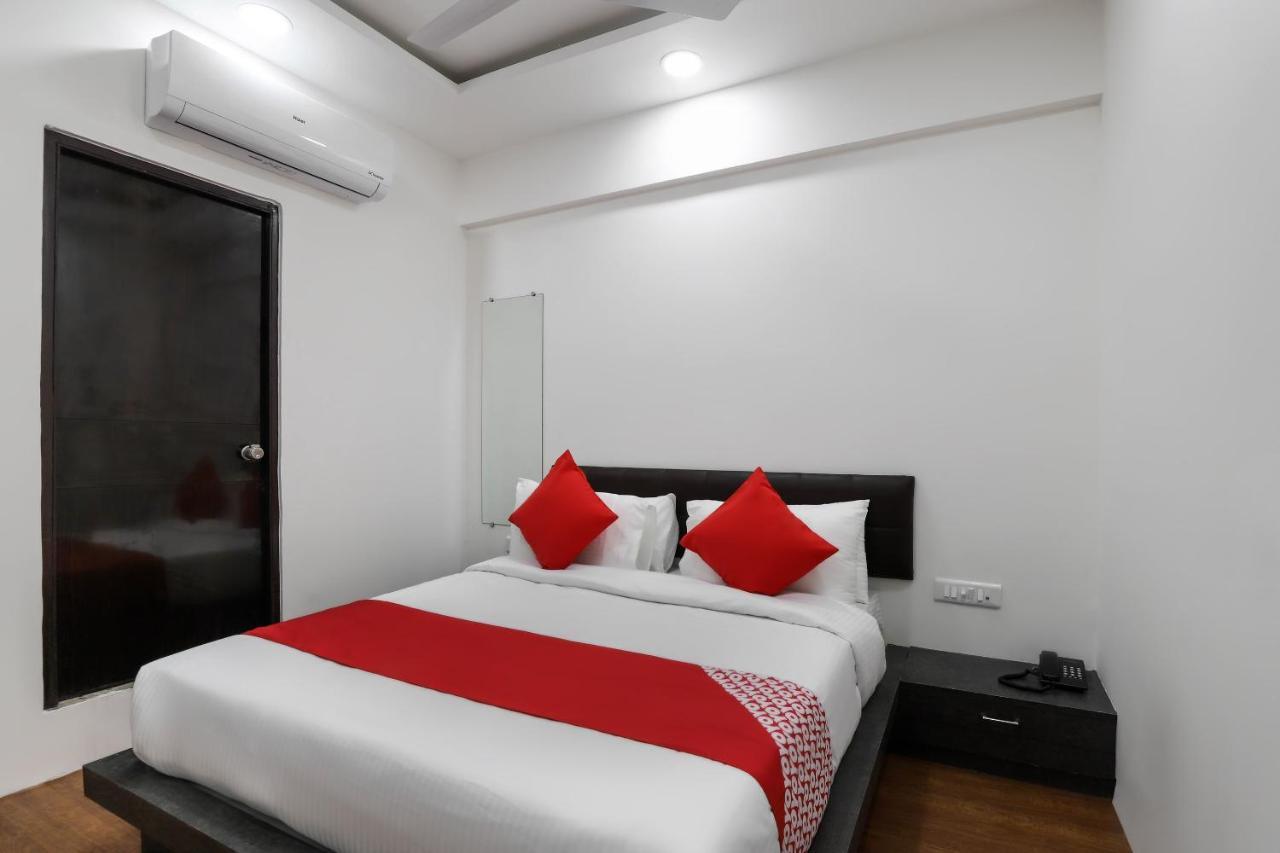 Oyo 40139 Hotel Peradiot Ahmedabad Exterior photo